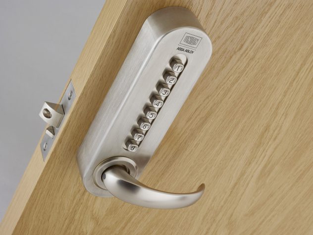 new-codeguard-5-from-union-meets-latest-bs-8607-grade-5-standards-locksmith-journal